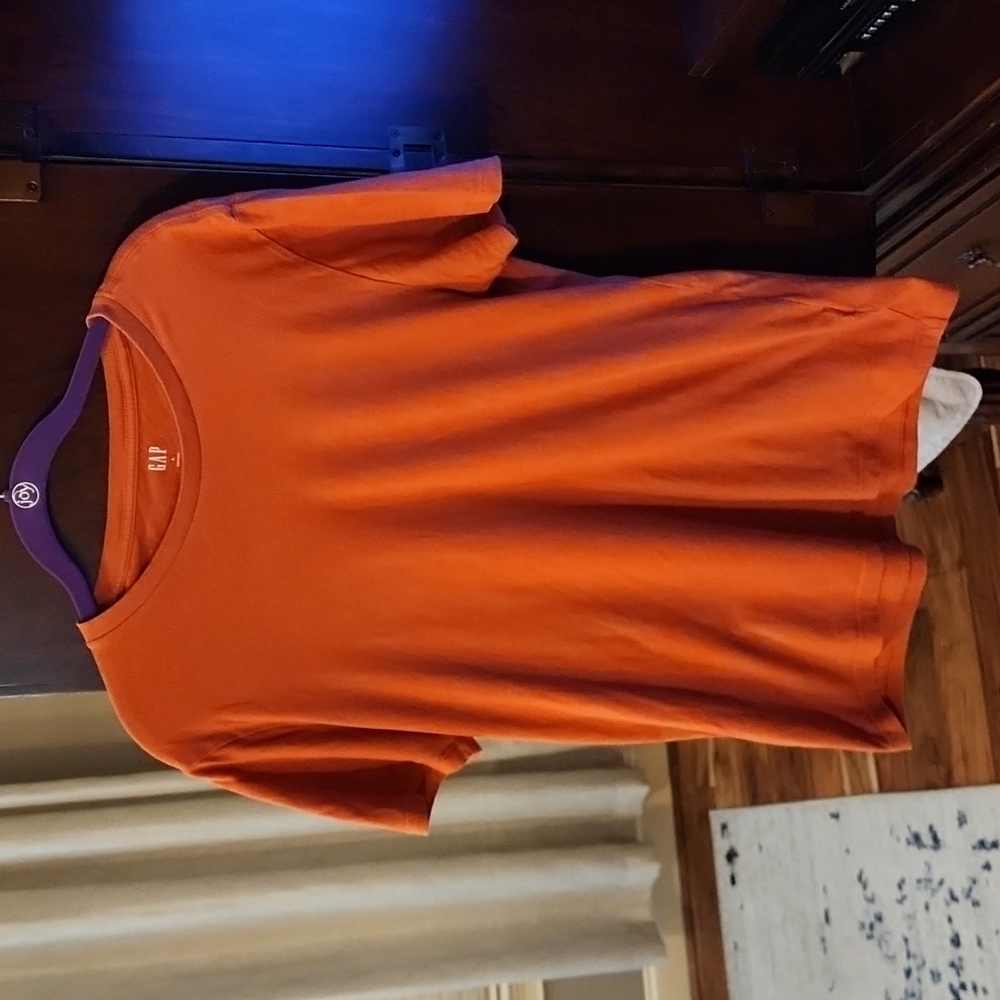 Gap T-shirt